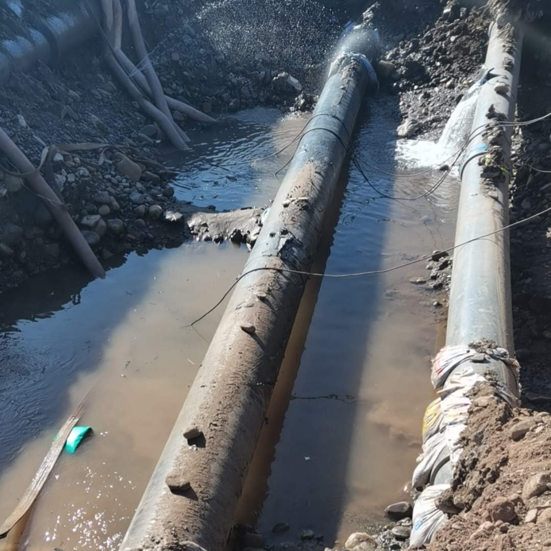 易沃克電動(dòng)爬管機(jī)在山西晉城煤層氣管道冷切割現(xiàn)場